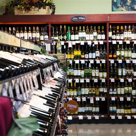 Hyvee wine and spirits quincy il. Things To Know About Hyvee wine and spirits quincy il. 